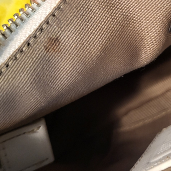 Coach Vintage 2004 Y2K Soho Flap Buckle White Leather Shoulder Mini Bag Purse - Picture 13 of 17